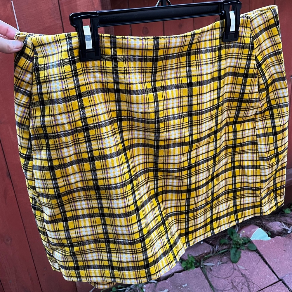 Urban Outfitters Yellow Plaid Mini Skirt - Size L